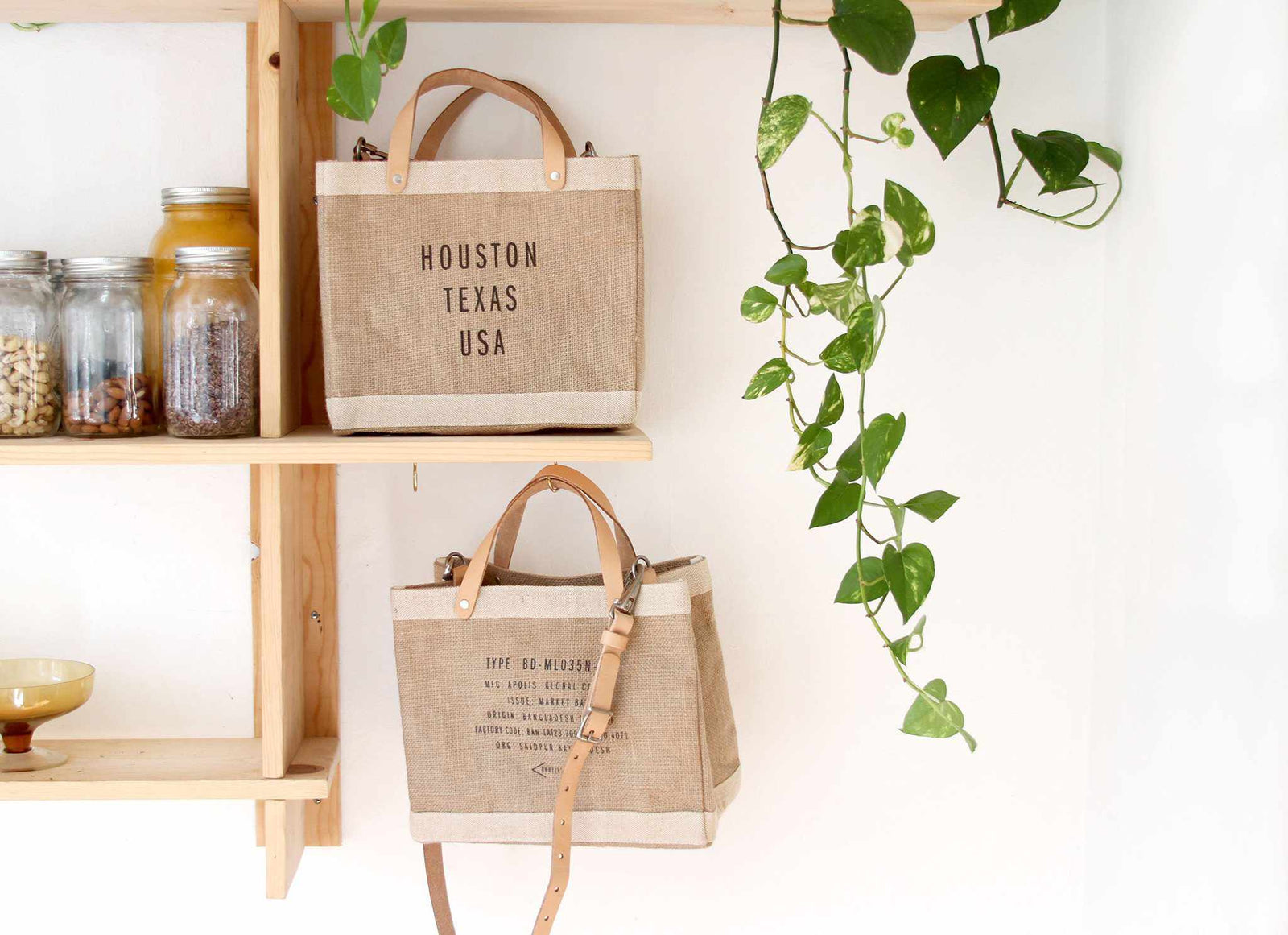 Petite Market Bag in Natural with Strap - Wholesale